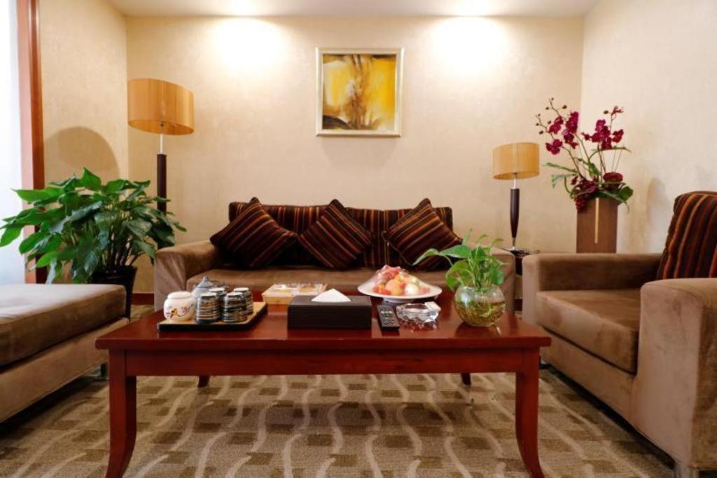 Qingdao Royal Garden Hotel Buitenkant foto