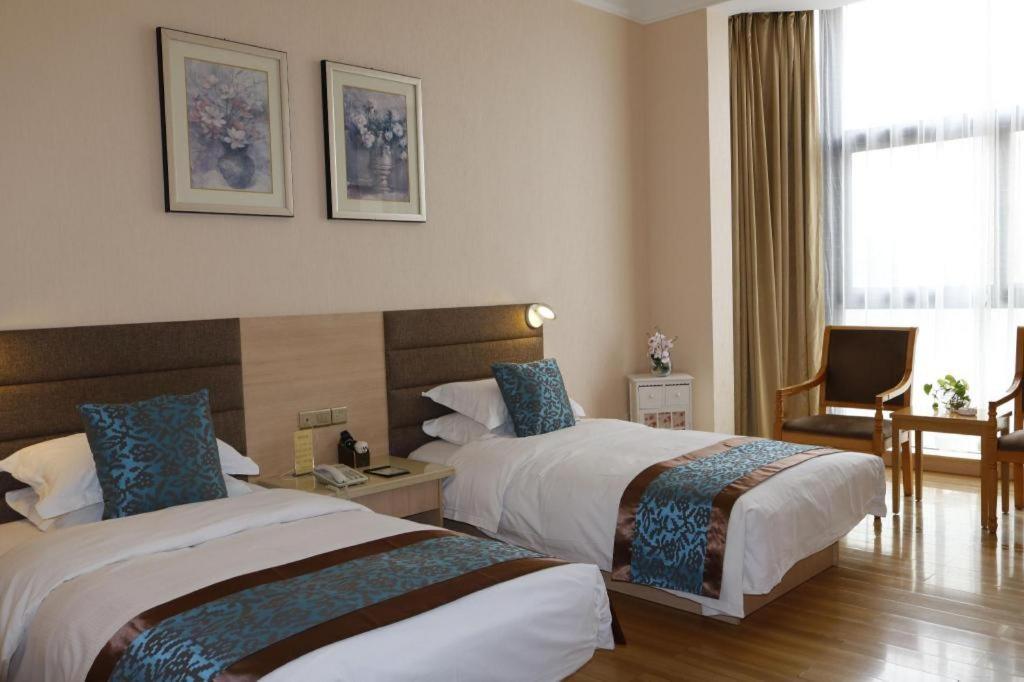 Qingdao Royal Garden Hotel Buitenkant foto