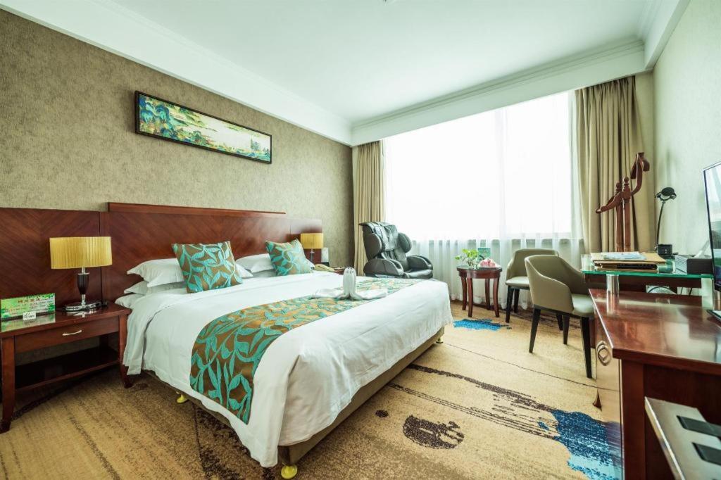 Qingdao Royal Garden Hotel Buitenkant foto